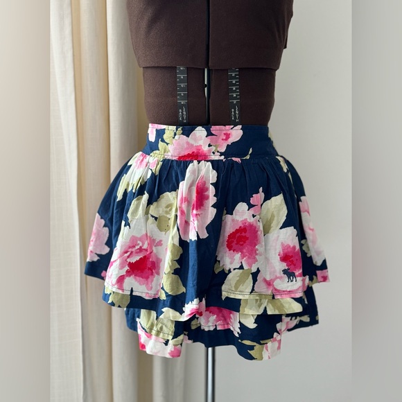 Women’s Abercrombie & Fitch skirt - Picture 3 of 13